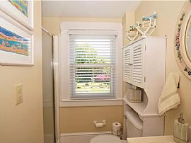 29 Fenner Ave, Newport, Ri 02840 in Newport, RI (Photo 7 of 9)