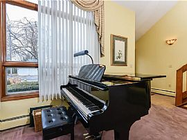 79 Boyce Ave, Barrington, Ri 02806 in Barrington, RI (Photo 9 of 10)