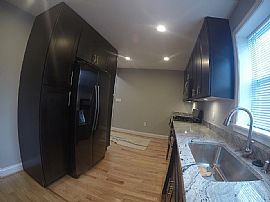 Charming 6bedroom House Rent in Reston, VA (Photo 3 of 5)