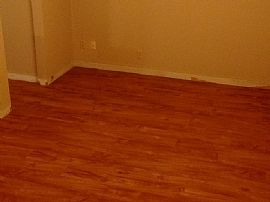 $850/mo4 Bd4 Ba2,500 Sqft 373 Cambridge Dr Ne, Cedar Rapids,  in Cedar Rapids, IA (Photo 6 of 8)