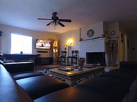 Comfortable 3bed in Lancaster, CA (Photo 12 of 12)