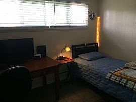 Comfortable 3bed in Lancaster, CA (Photo 5 of 12)