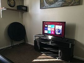 Comfortable 3bed in Lancaster, CA (Photo 8 of 12)