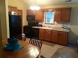 Comfortable 2bed in Edgerton, WI (Photo 10 of 12)