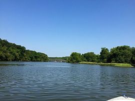 Comfortable 2bed in Edgerton, WI (Photo 2 of 12)