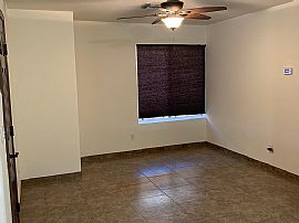 11461 N Eagle Peak Dr in Oro Valley, AZ (Photo 7 of 11)