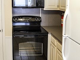 Charming2bedroom  in Addison, TX (Photo 7 of 12)