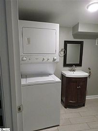 112 Folkstone St  Enjoy This 4 Bedroom 3 Bath Tri-Level Home in Greenville, SC (Photo 3 of 11)