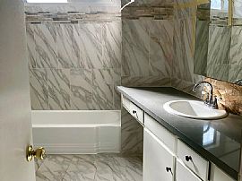 1bedroom Apartment  in Los Angeles, CA (Photo 4 of 5)