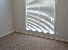 137 Spring St, Calera, Al 35040 in Calera, AL (Photo 5 of 7)