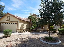 1529 Evening Shade Cir, Las Vegas, Nv 89119 in Las Vegas, NV