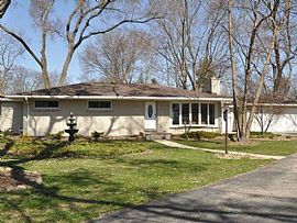 12400 Elmhurst Pkwy, Elm Grove, Wi 53122 in Elm Grove, WI