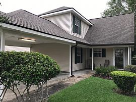 102 Cheveries Cir  Milton Elem and Southside Hs Districts in Lafayette, LA