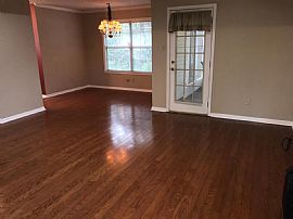 102 Cheveries Cir  Milton Elem and Southside Hs Districts in Lafayette, LA (Photo 8 of 11)