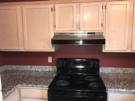 102 Cheveries Cir  Milton Elem and Southside Hs Districts in Lafayette, LA (Photo 9 of 11)