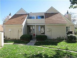 Charming 2 Bd and 2ba in Aurora, CO (Photo 3 of 5)