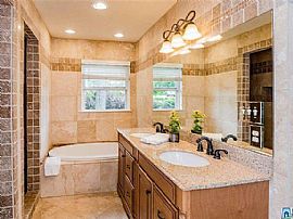 326 Overbrook Rd, Mountain Brk, Al 35213 in Birmingham, AL (Photo 5 of 5)