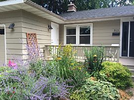 313 Karen Ct, Madison, Wi 53705 in Madison, WI