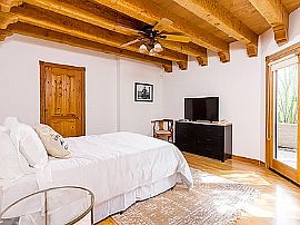 8523 N 50th Pl, Paradise Valley, Az 85253 in Paradise Valley, AZ (Photo 7 of 12)