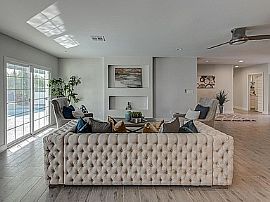 5425 E Verde Ln, Phoenix, Az 85018 in Phoenix, AZ (Photo 6 of 12)