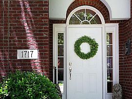 1717 Weymouth Ln Nw, Huntsville, Al 35806 in Huntsville, AL (Photo 2 of 12)