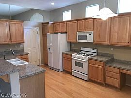 8839 Pheasant Valley Way, Las Vegas, Gorgeous Immaculate Home. in Las Vegas, NV (Photo 3 of 12)