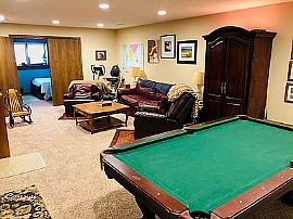 462 S Owen Dr, Madison, Wi 53711 in Madison, WI (Photo 4 of 12)