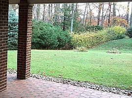 1011 Woodland Dr, Bridgeport, Wv 26330 in Bridgeport, WV (Photo 4 of 8)