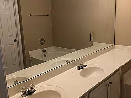 305 Claybrooke Dr, Greer in Greer, SC (Photo 5 of 6)