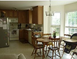 9237 Scotts Bluff Ln, Chesterfield, Va 2383 in Chesterfield, VA (Photo 3 of 8)