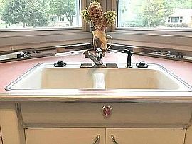 702 S Midvale Blvd, Madison, Wi 53711 in Madison, WI (Photo 2 of 8)