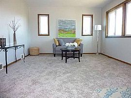 702 S Midvale Blvd, Madison, Wi 53711 in Madison, WI (Photo 5 of 8)