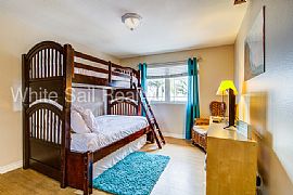 615 East Balboa Boulevard, Newport Beach, Ca, Usa in Newport Beach, CA (Photo 6 of 12)