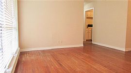 Lovely 3 Bedroom Home in Houston, TX (Photo 5 of 9)