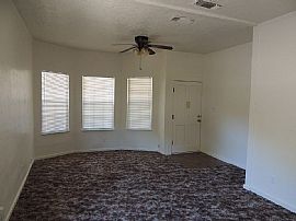 2 Bedroom Apartment Rent  in Sacramento, CA (Photo 3 of 5)