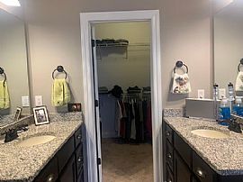 6432 Midtowne Ln Nw, Huntsville, Al 35806 in Huntsville, AL (Photo 2 of 5)