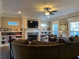 6432 Midtowne Ln Nw, Huntsville, Al 35806 in Huntsville, AL (Photo 3 of 5)