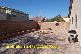 3 Beds, 2 Baths Captivating Single Family Residence in Las Vegas, NV (Photo 8 of 8)