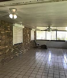 400 Filbert Ave Ne, Palm Bay, Fl 32907 in Palm Bay, FL (Photo 2 of 6)