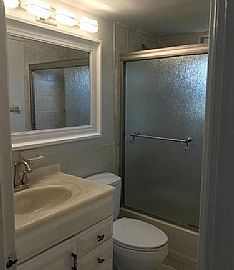 400 Filbert Ave Ne, Palm Bay, Fl 32907 in Palm Bay, FL (Photo 5 of 6)