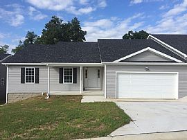 138 Quiet Way, Hurricane, Wv 25526 in Hurricane, WV