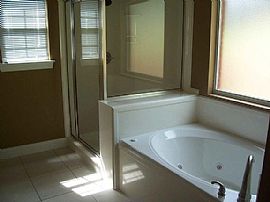 5552 Fairfield Pl, Mobile, Al 36609 in Mobile, AL (Photo 5 of 6)