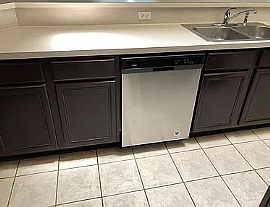 1120 Chancellorsville Pkwy, Grand Prairie, Tx 75052  in Grand Prairie, TX (Photo 4 of 12)