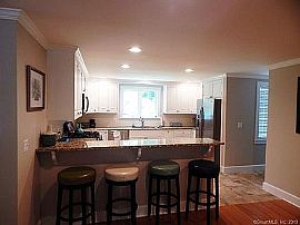 44 E Main St, Salisbury, Ct 06068 in Salisbury, CT (Photo 4 of 12)