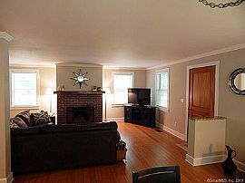 44 E Main St, Salisbury, Ct 06068 in Salisbury, CT (Photo 6 of 12)