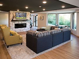 Building: Cityvue Apartments in Eagan, MN (Photo 7 of 12)