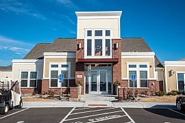 Apartment For Rent  in Apple Valley, MN