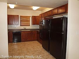  928 E 6th St, Tucson, Az 85719 in Tucson, AZ (Photo 3 of 6)