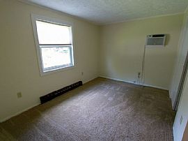 31 Tally Ho Dr, Kearneysville, Wv 25430 in Kearneysville, WV (Photo 2 of 10)