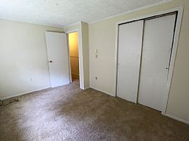 31 Tally Ho Dr, Kearneysville, Wv 25430 in Kearneysville, WV (Photo 8 of 10)